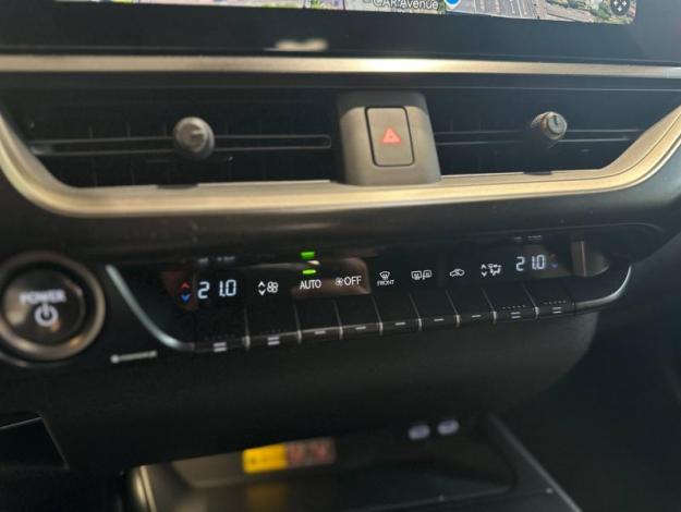 LEXUS UX 250H 2WD Luxe  UX 250H HYBRIDE 2WD MC LUXE TO TECHNO SR