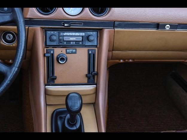 MERCEDES-BENZ 350 SL   