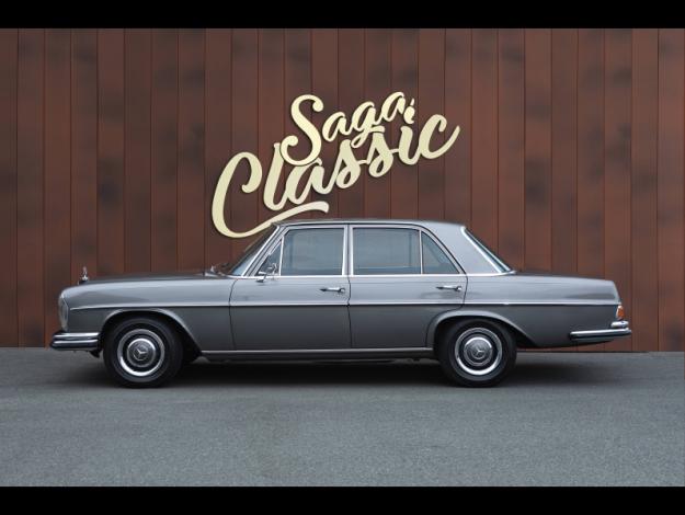 MERCEDES-BENZ 250 SE   