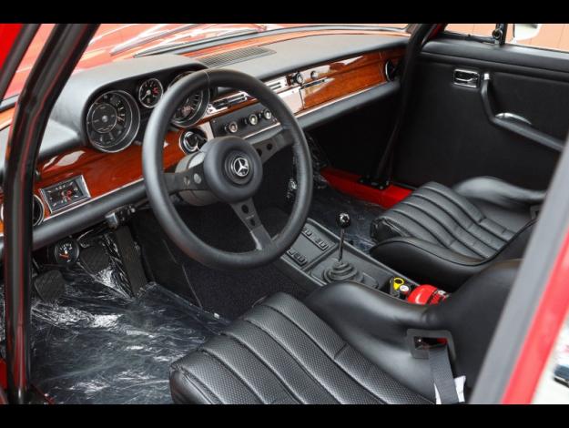 MERCEDES-BENZ 300 SEL 6.3  