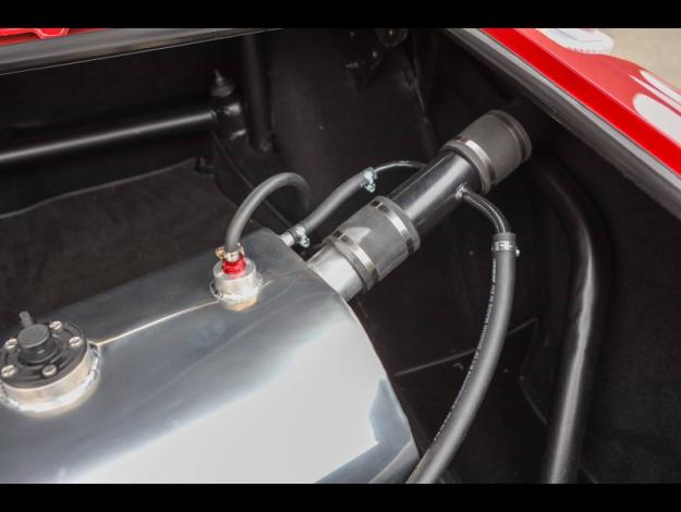 MERCEDES-BENZ 300 SEL 6.3  