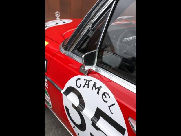 MERCEDES-BENZ 300 SEL 6.3  