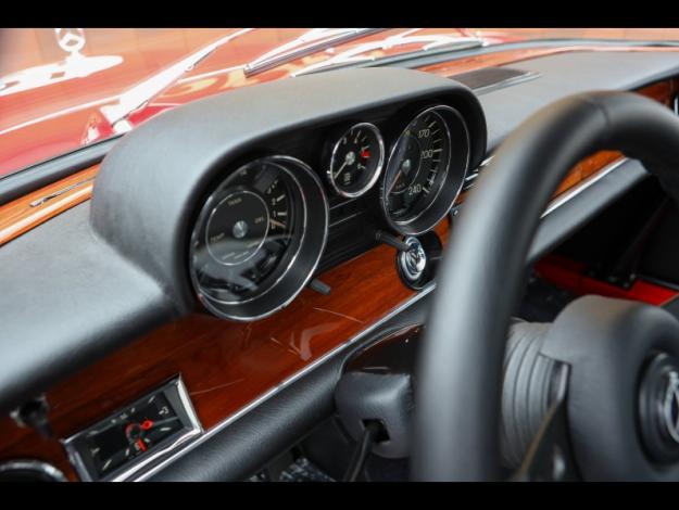 MERCEDES-BENZ 300 SEL 6.3  