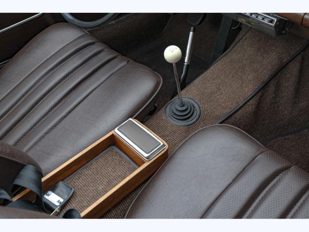 MERCEDES-BENZ 230 SL Pagode  