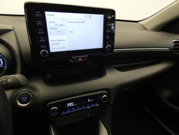 TOYOTA Yaris 120 VVT-i Design  MY22