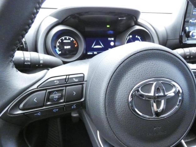 TOYOTA Yaris 120 VVT-i Design  YARIS NG 120 VVT I DESIGN MY22