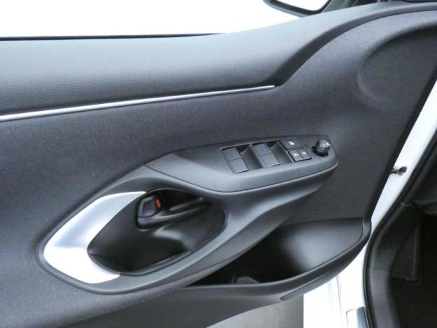 TOYOTA Yaris 120 VVT-i Design  YARIS NG 120 VVT I DESIGN MY22