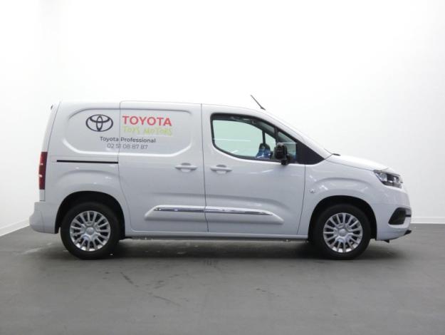 TOYOTA Proace City 1.5 MEDIUM 100 D-4D BUSINESS  