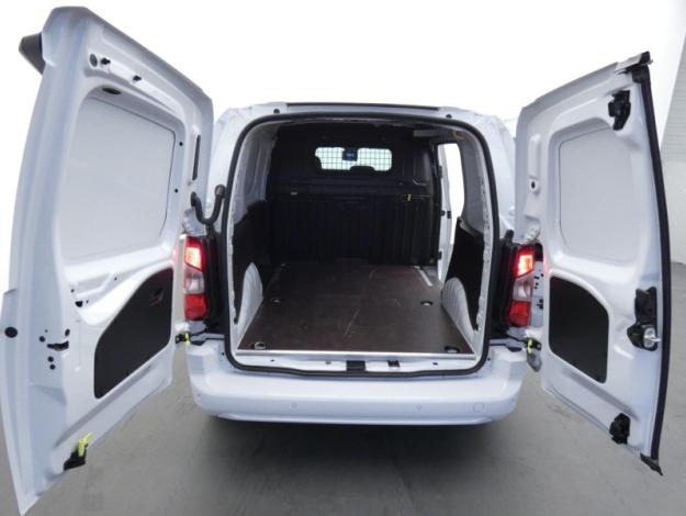 TOYOTA Proace City 1.5 MEDIUM 100 D-4D BUSINESS  