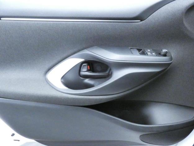 TOYOTA Yaris Hybride Hybride 116h Dynamic  YARIS HYBRIDE NG 116H DYNAMIC MY22