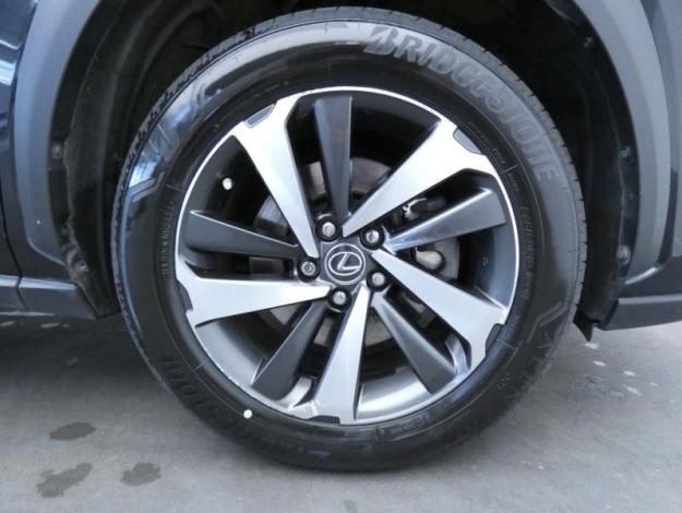 LEXUS NX 300H HYBRIDE 4WD EXECUTIVE PANO M19  