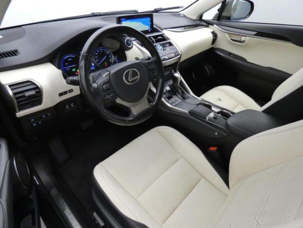 LEXUS NX 300H HYBRIDE 4WD EXECUTIVE PANO M19  