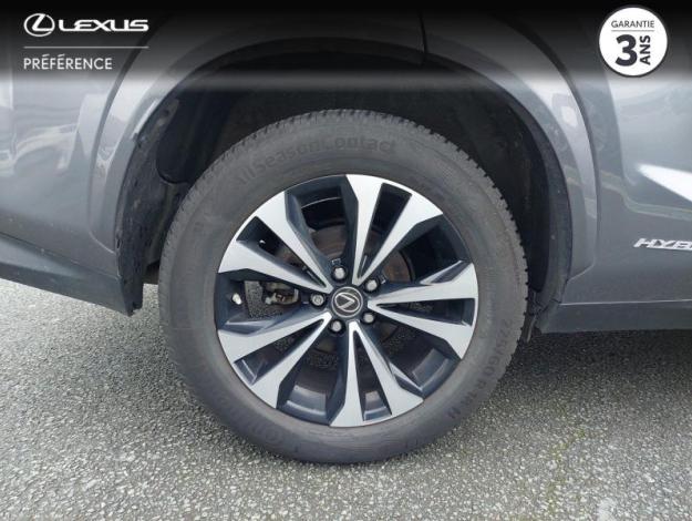 LEXUS NX 300H 2WD Design APP MY21  