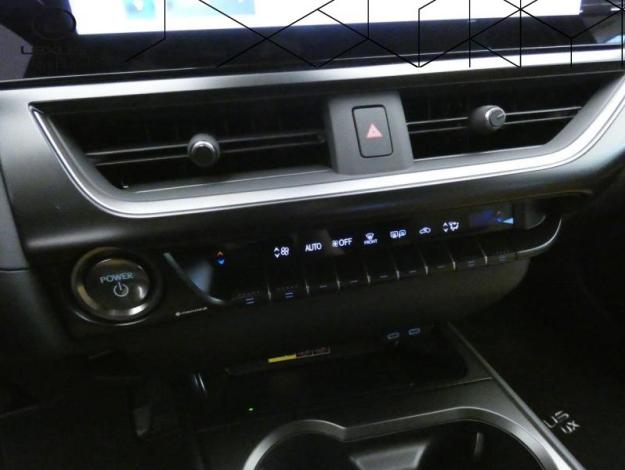 LEXUS UX UX 300H HYBRIDE 2WD LUXE TECHNO  