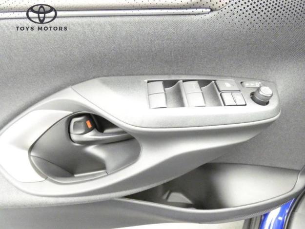 TOYOTA Yaris Cross Hybride YARIS CROSS 130H 2WD COLLECTION TOIT PANORAMIQUE PACK TECHNO  