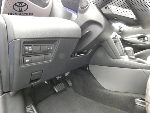 TOYOTA Yaris Cross Hybride YARIS CROSS 130H 2WD COLLECTION TOIT PANORAMIQUE PACK TECHNO  