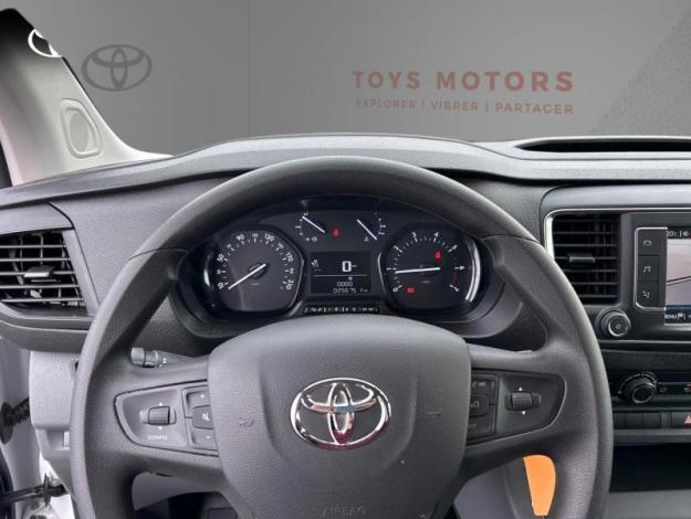 TOYOTA Proace Combi 1.5 D MEDIUM 120 D-4D DYNAMIC MC22  