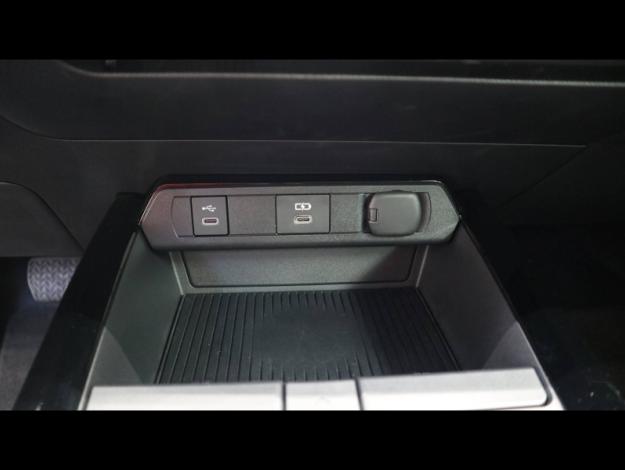 TOYOTA Prius Prius Hybride Rechargeable 223ch Dynamic  PRIUS PHEV 2.0L 223 CH DYNAMIC