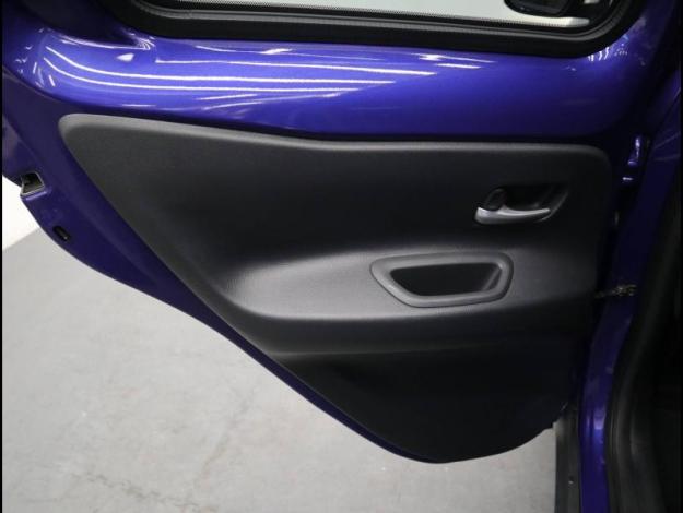 TOYOTA Aygo X Aygo X 1.0 VVT-i 72 Design MY23  