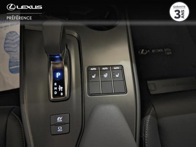 LEXUS UX 300h 2WD F SPORT Design  UX 300H HYBRIDE 2WD MC F SPORT DESIGN