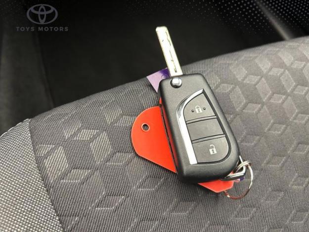 TOYOTA Yaris 120 VVT-i Dynamic  