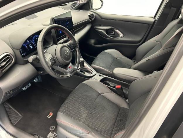 TOYOTA Yaris Hybride Hybride 130h GR SPORT  