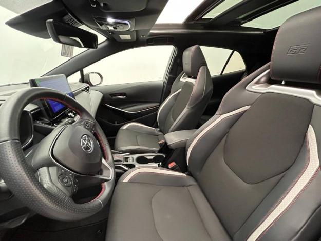 TOYOTA Corolla Hybride 196h GR Sport  COROLLA 2.0L 196 CH GRSPORTTECHNOTO .