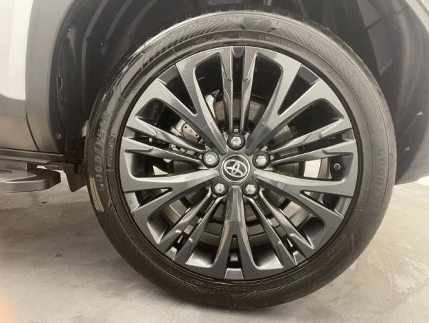 TOYOTA Yaris Cross Hybride 1.5 HYBRID 116H TRAIL AUTO   