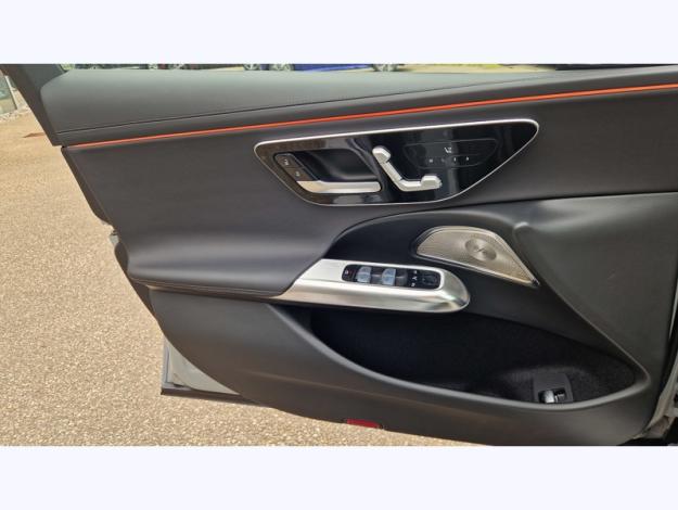 MERCEDES-BENZ Classe E Berline Classe E 220 d AMG Line Berline  Classe E 220 d AMG Line Berline