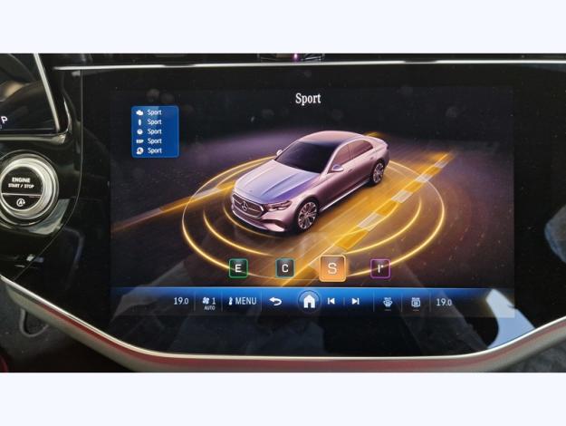 MERCEDES-BENZ Classe E Berline Classe E 220 d AMG Line Berline  Classe E 220 d AMG Line Berline