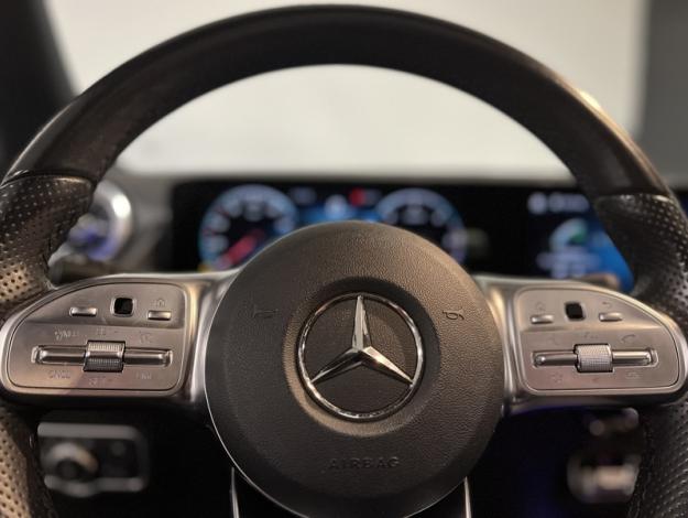 MERCEDES-BENZ GLA 200 d AMG Line  GLA 200 d AMG Line