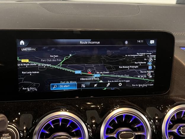 MERCEDES-BENZ GLA 200 d AMG Line  GLA 200 d AMG Line