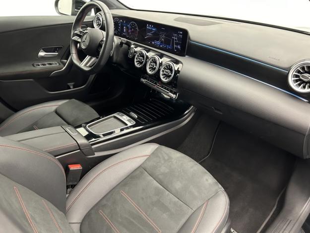 MERCEDES-BENZ Classe A 180 AMG Line  