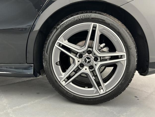 MERCEDES-BENZ Classe A 180 AMG Line  