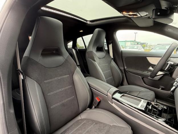 MERCEDES-BENZ CLA Shooting Brake CLA 200 d Shooting Brake AMG Exclusive Design  CLA 200 d Shooting Brake AMG Exclusive Design