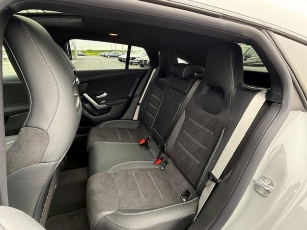 MERCEDES-BENZ CLA Shooting Brake CLA 200 d Shooting Brake AMG Exclusive Design  CLA 200 d Shooting Brake AMG Exclusive Design
