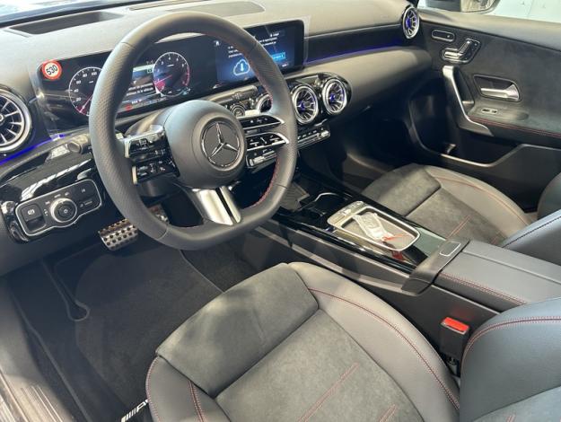 MERCEDES-BENZ A-Klasse A 180 Berline Star Edition