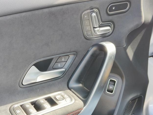 MERCEDES-BENZ A 180 Berline StarEdition  
