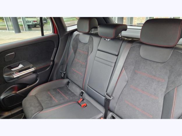 MERCEDES-BENZ EQA 350 4MATIC  EQA 350 4MATIC AMG Line