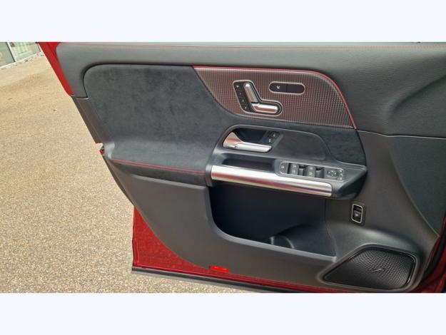 MERCEDES-BENZ EQA 350 4MATIC  EQA 350 4MATIC AMG Line