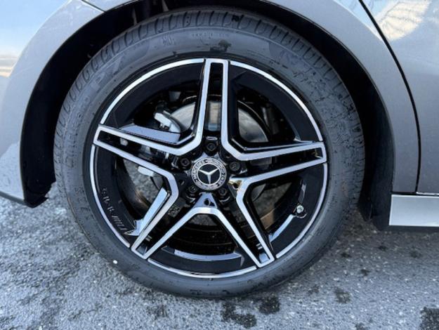 MERCEDES-BENZ Classe A 200 d AMG Line  Classe A 200 d AMG Line