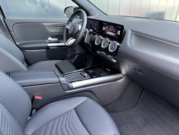 MERCEDES-BENZ EQA 250+ Business Line  EQA 250+ Business Line