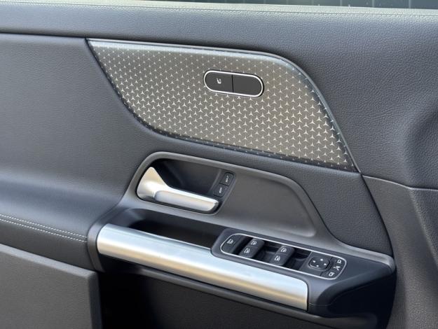 MERCEDES-BENZ EQA 250+ Business Line  EQA 250+ Business Line