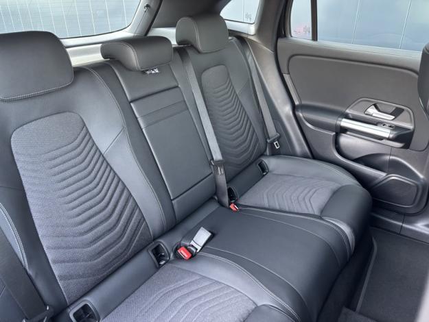 MERCEDES-BENZ EQA 250+ Business Line  EQA 250+ Business Line
