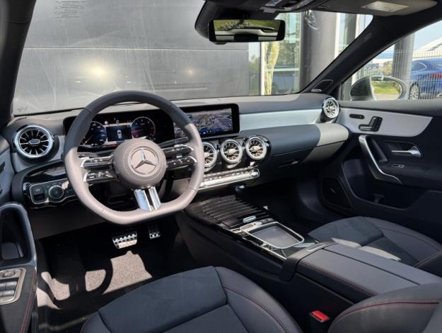 MERCEDES-BENZ Classe A 200 d AMG Line  Classe A 200 d AMG Line
