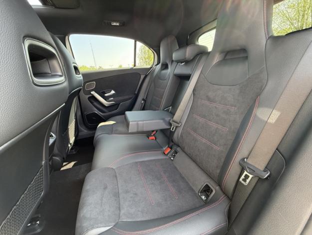 MERCEDES-BENZ Classe A 200 d AMG Line  Classe A 200 d AMG Line