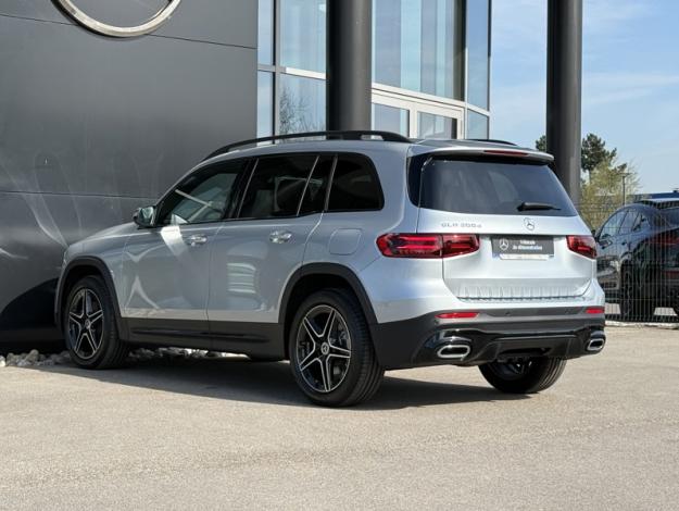 MERCEDES-BENZ GLB 200 d AMG Line  GLB 200 d AMG Line