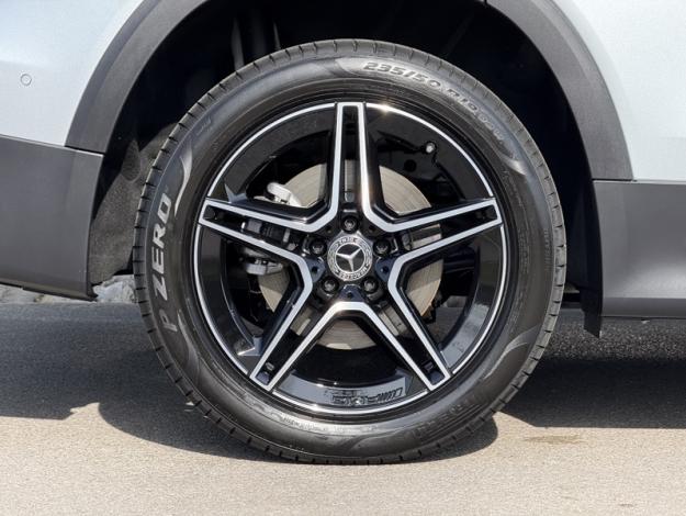 MERCEDES-BENZ GLB 200 d AMG Line  GLB 200 d AMG Line