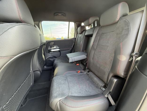 MERCEDES-BENZ GLB 200 d AMG Line  GLB 200 d AMG Line
