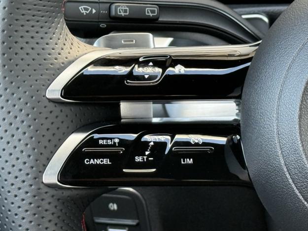 MERCEDES-BENZ GLB 200 d AMG Line  GLB 200 d AMG Line